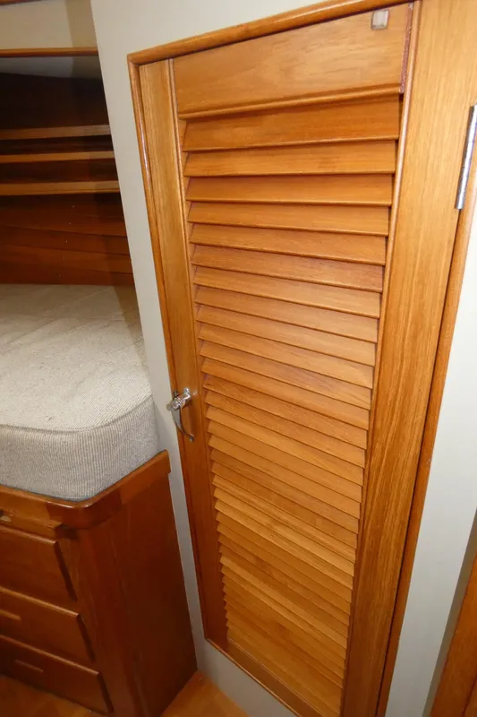 1988 Grand Banks 42 Motoryacht