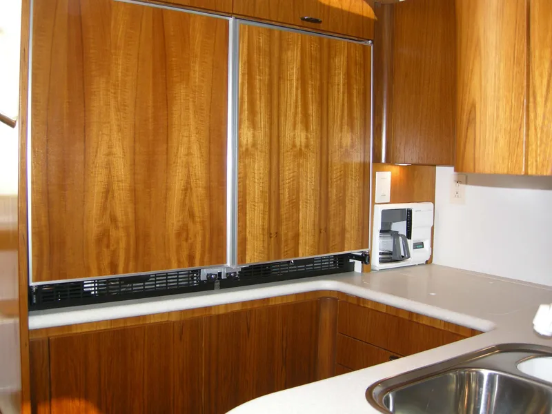 fridge & freezer