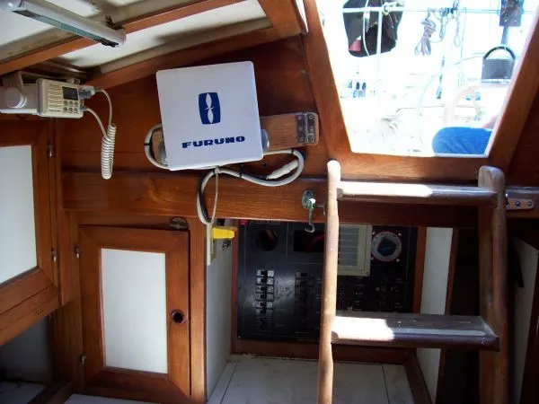 1982 Kadey-Krogen Flush Deck 38 Cutter