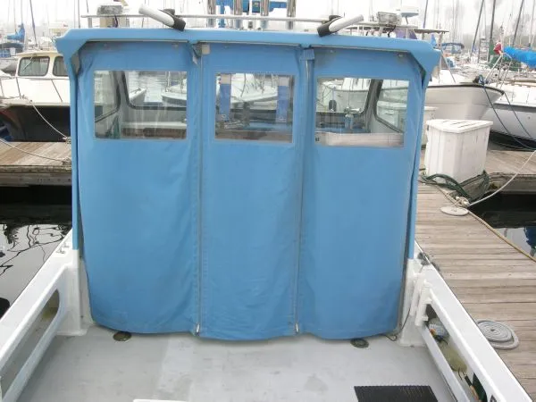 Helm weather curtain
