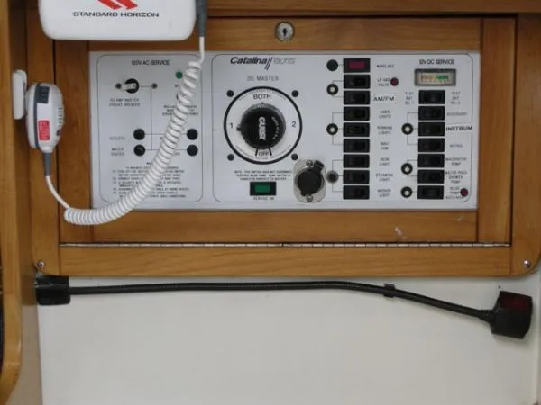 1996 Catalina Mark lll Sloop