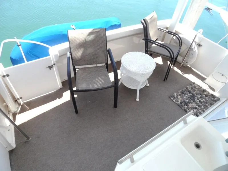 2001 Silverton 352 Motor Yacht