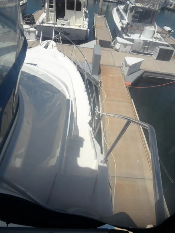 2001 Silverton 352 Motor Yacht