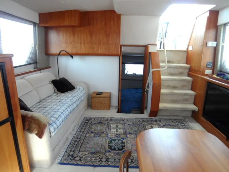 2001 Silverton 352 Motor Yacht