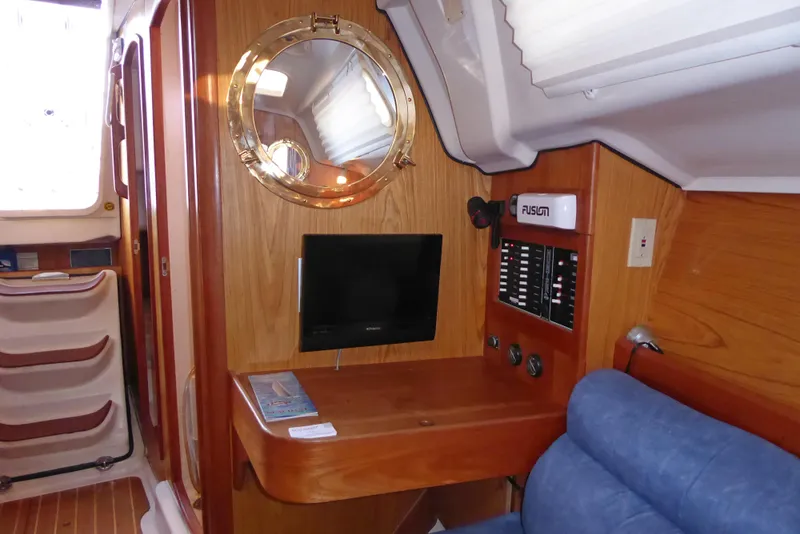 Nav station