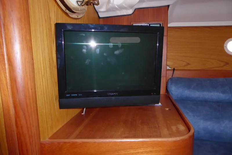 Swing out TV