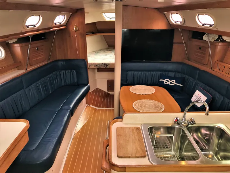2001 Catalina 34 MkII