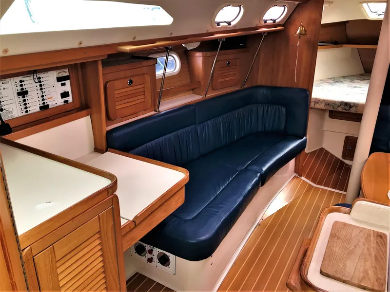 2001 Catalina 34 MkII