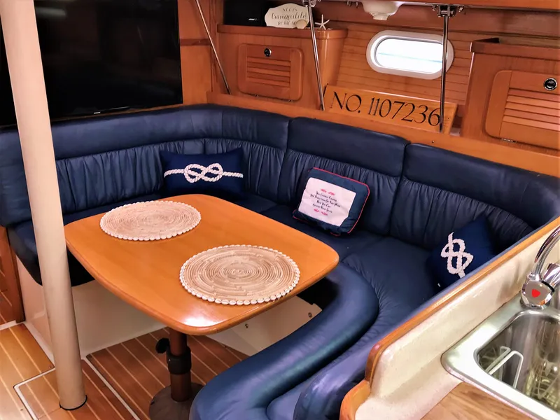 2001 Catalina 34 MkII