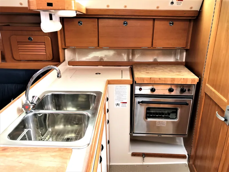 2001 Catalina 34 MkII