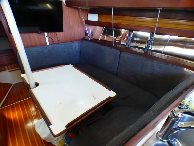 1986 Catalina 34