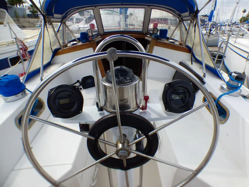 1986 Catalina 34
