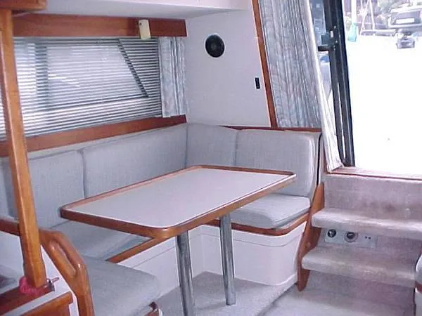 1988 Carver Mariner