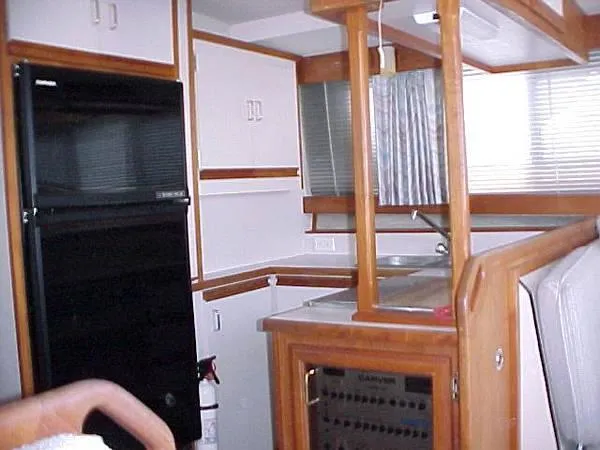 1988 Carver Mariner