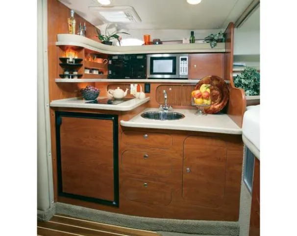 2006 Rinker 342 Express Cruiser