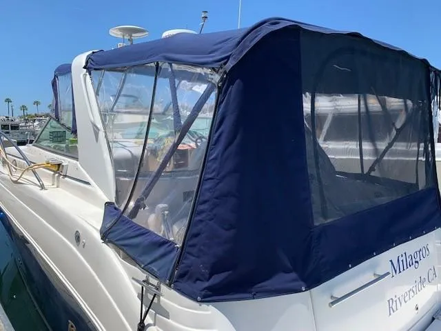 2006 Rinker 342 Express Cruiser