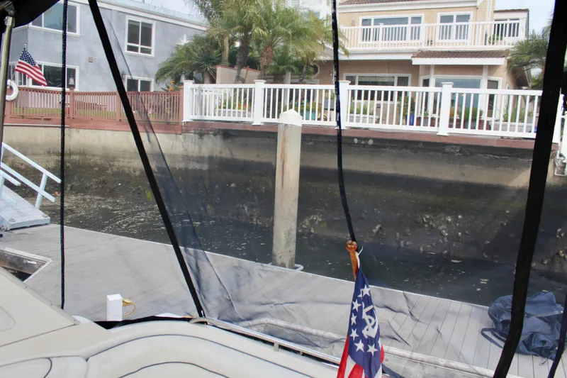 1998 Bayliner Avanti 3685 Sunbridge Express