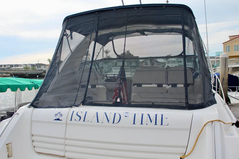1998 Bayliner Avanti 3685 Sunbridge Express