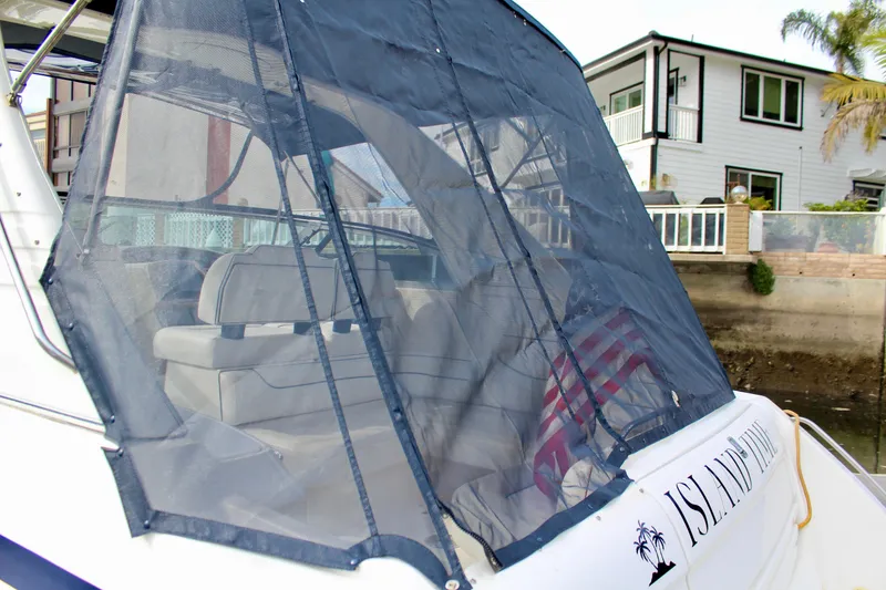1998 Bayliner Avanti 3685 Sunbridge Express