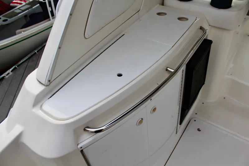 1998 Bayliner Avanti 3685 Sunbridge Express