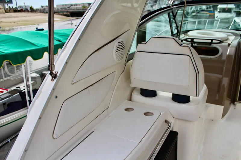 1998 Bayliner Avanti 3685 Sunbridge Express