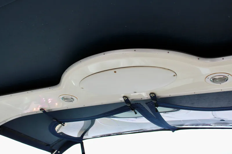 1998 Bayliner Avanti 3685 Sunbridge Express
