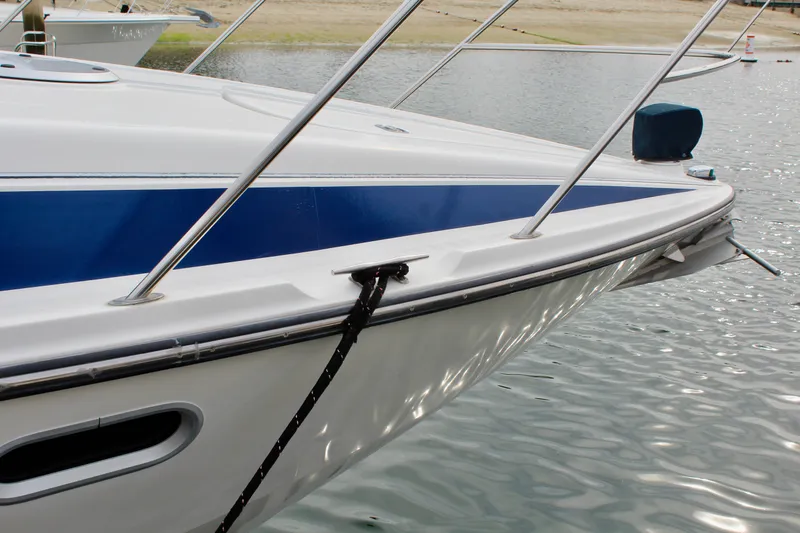 1998 Bayliner Avanti 3685 Sunbridge Express