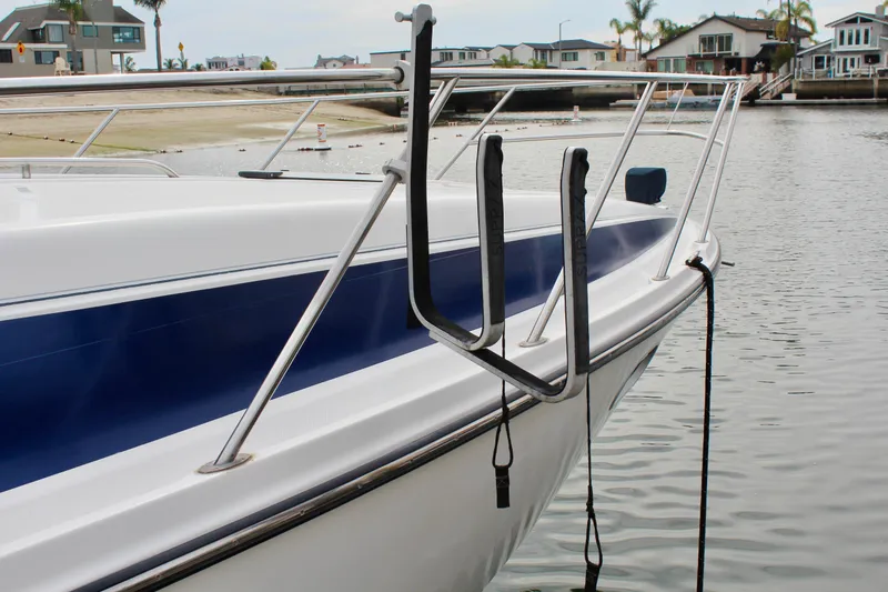1998 Bayliner Avanti 3685 Sunbridge Express