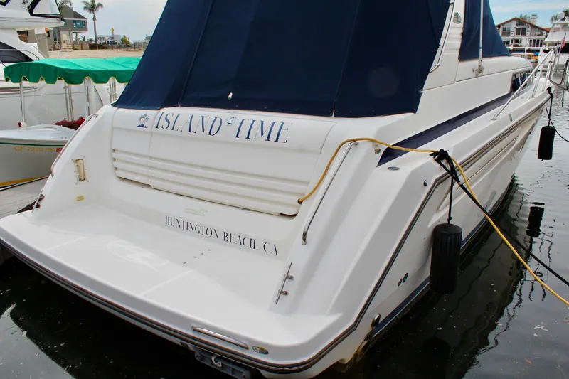 1998 Bayliner Avanti 3685 Sunbridge Express
