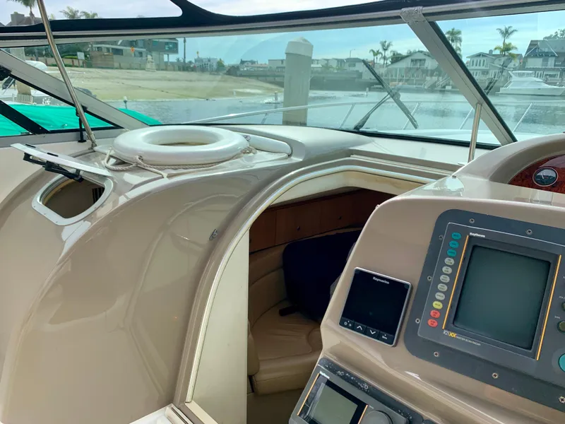 1998 Bayliner Avanti 3685 Sunbridge Express