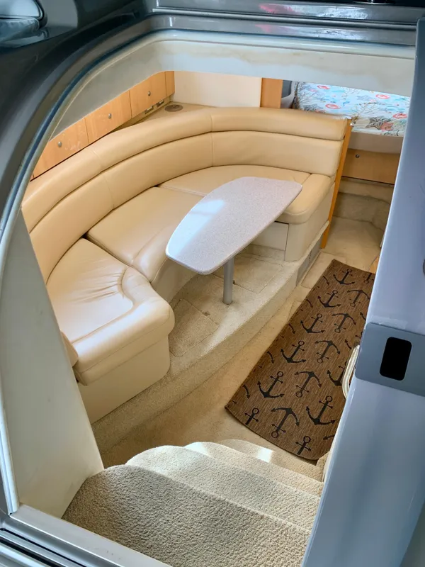 1998 Bayliner Avanti 3685 Sunbridge Express
