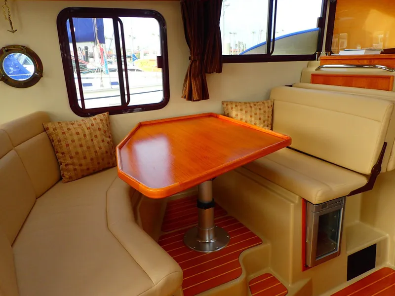 2011 Ranger Tugs R-29