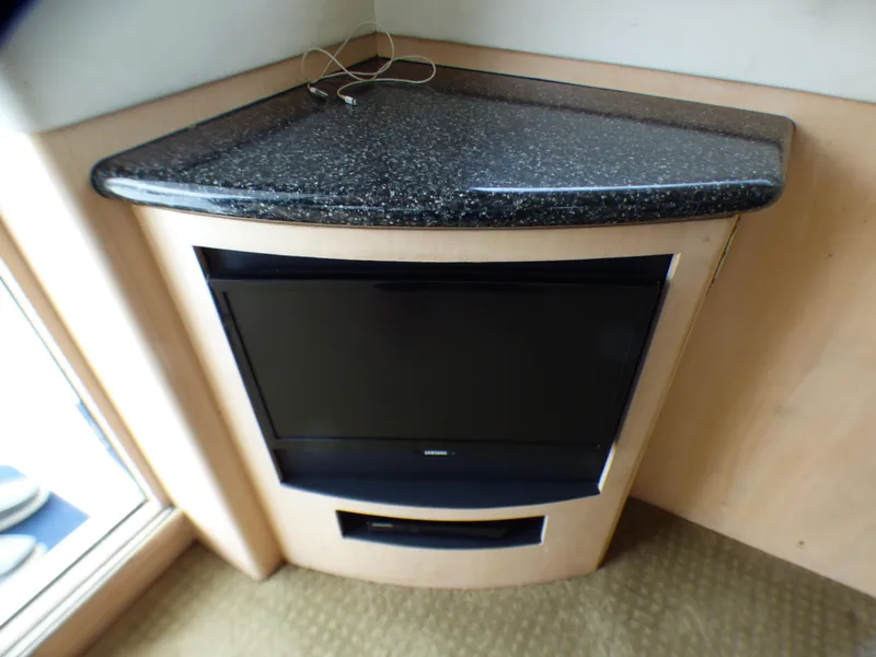 1999 Carver 530 Voyager Pilothouse