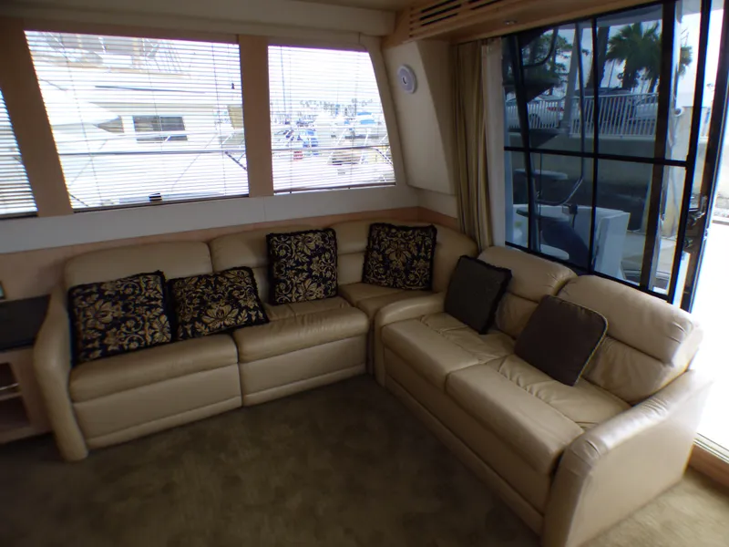 1999 Carver 530 Voyager Pilothouse