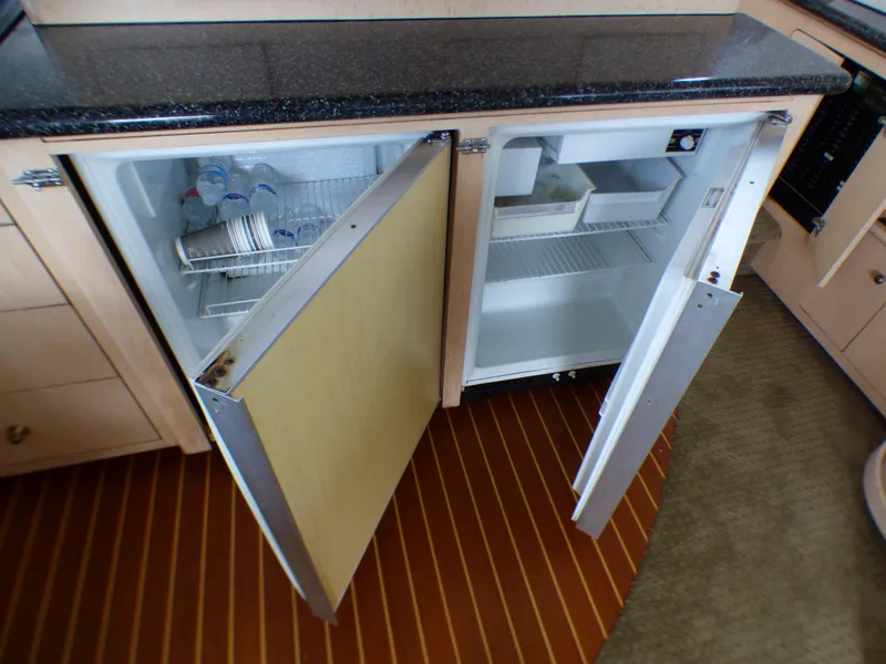 1999 Carver 530 Voyager Pilothouse