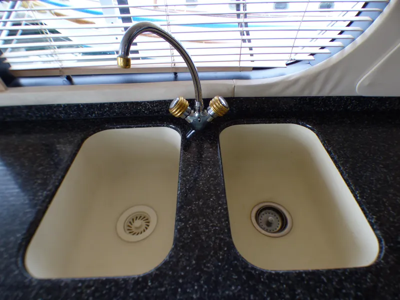 1999 Carver 530 Voyager Pilothouse