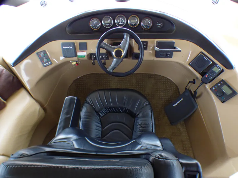 1999 Carver 530 Voyager Pilothouse