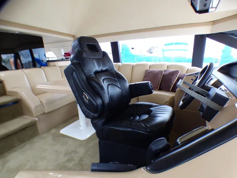 1999 Carver 530 Voyager Pilothouse