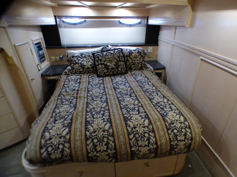 1999 Carver 530 Voyager Pilothouse