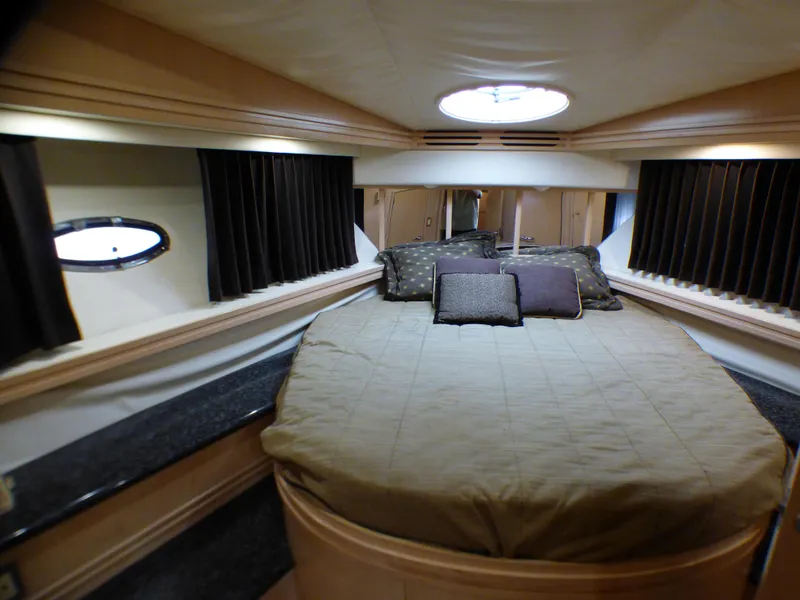1999 Carver 530 Voyager Pilothouse