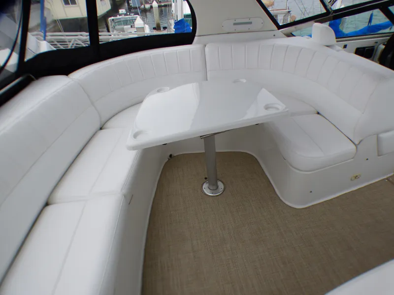 1999 Carver 530 Voyager Pilothouse