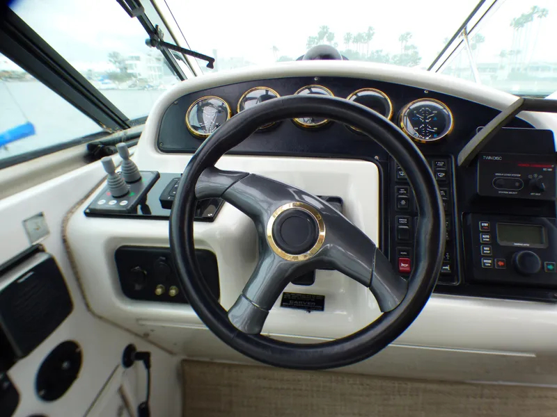 1999 Carver 530 Voyager Pilothouse
