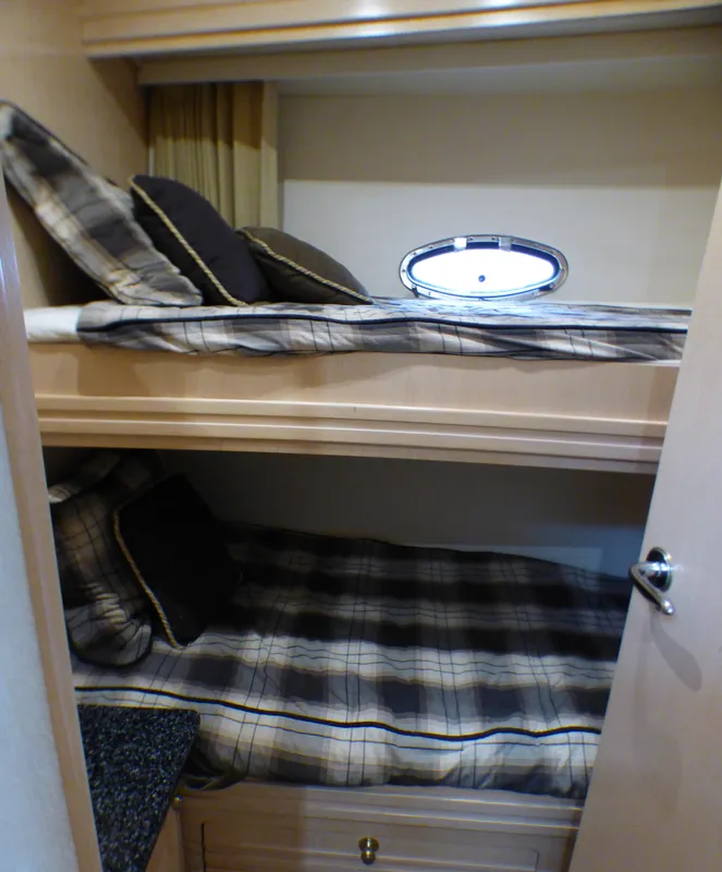 1999 Carver 530 Voyager Pilothouse