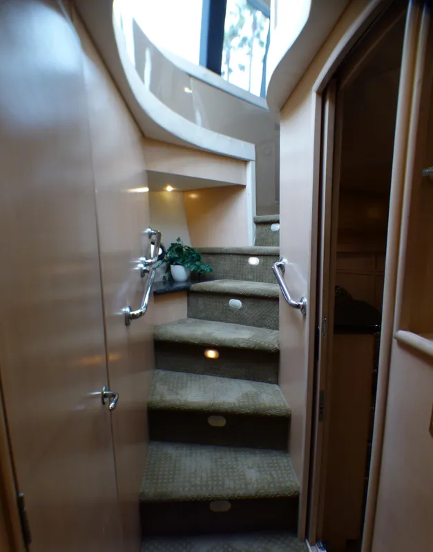 1999 Carver 530 Voyager Pilothouse