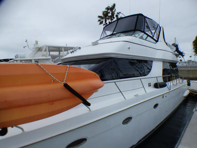 1999 Carver 530 Voyager Pilothouse