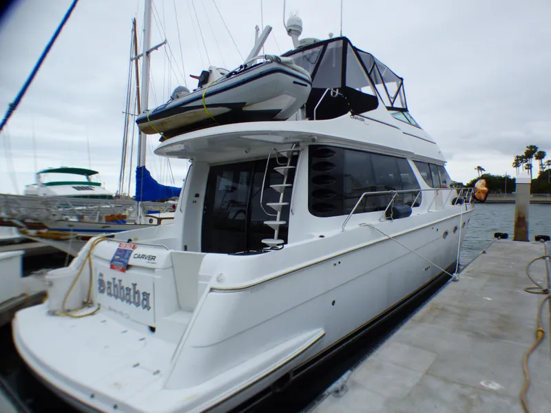 1999 Carver 530 Voyager Pilothouse