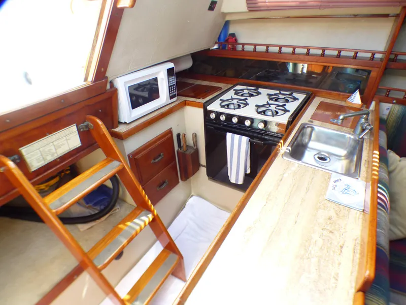 1979 Catalina 30