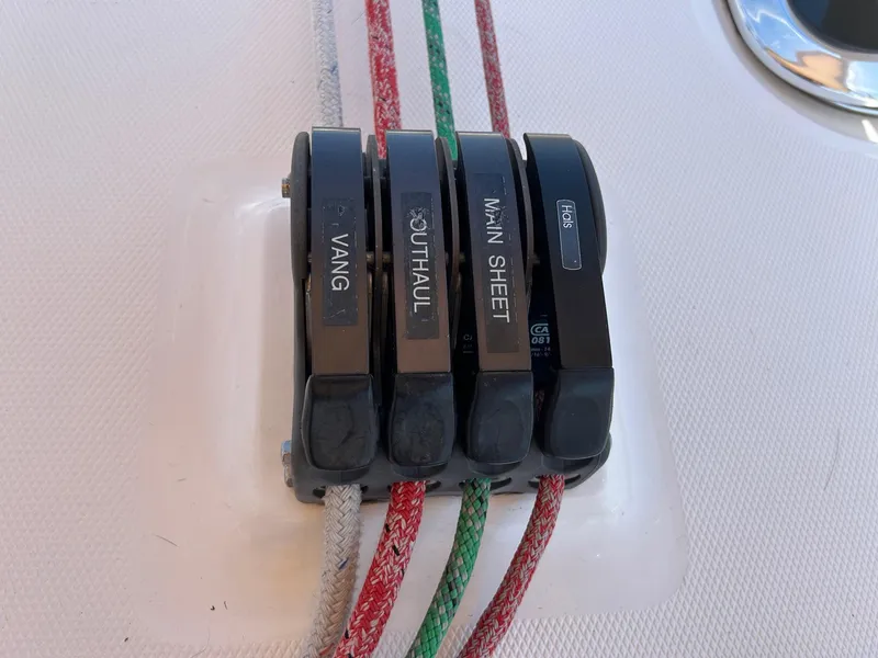 Line Stoppers Port