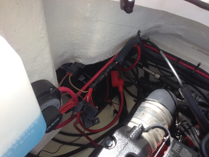 2007 Seaswirl Striper 2601 Walkaround I/O