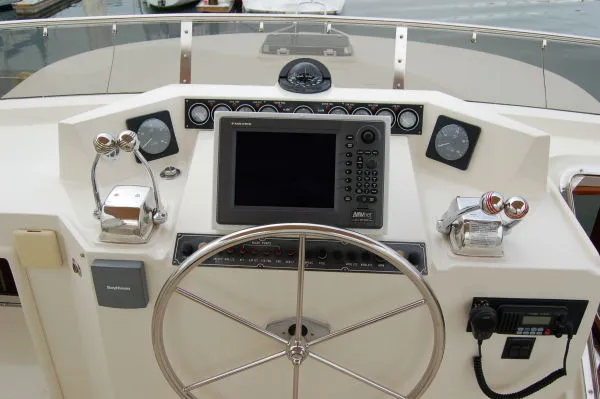 2001 Offshore Yachts Pilothouse